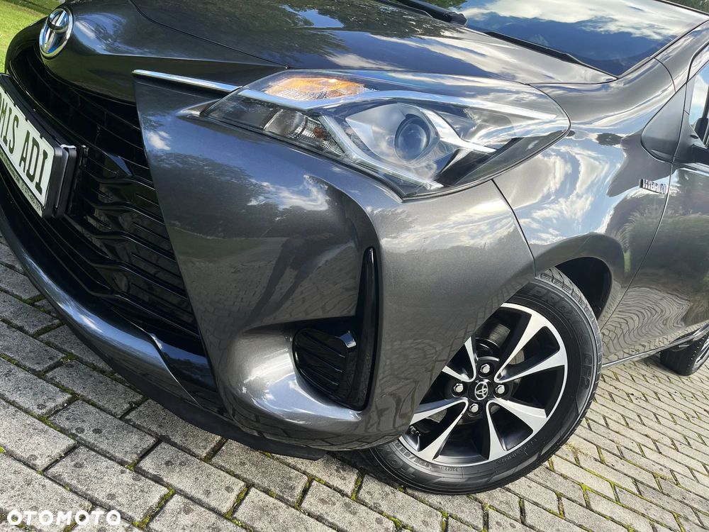 Toyota Yaris ver-hybrid-1-5-comfort - 38