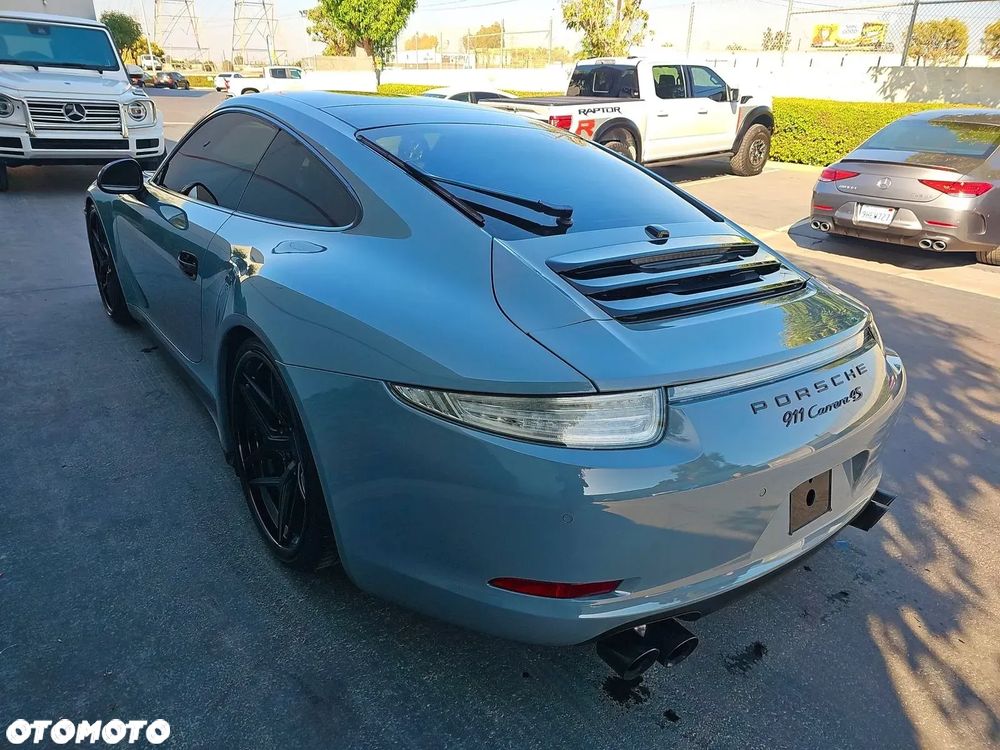 Porsche 911 Carrera 4S PDK - 4