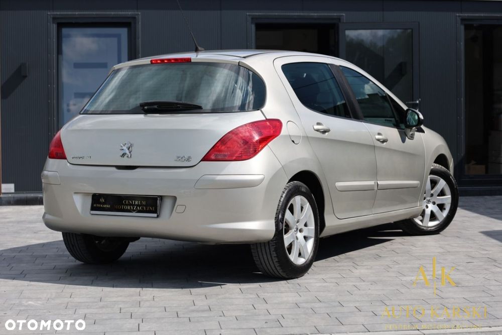 Peugeot 308 - 4