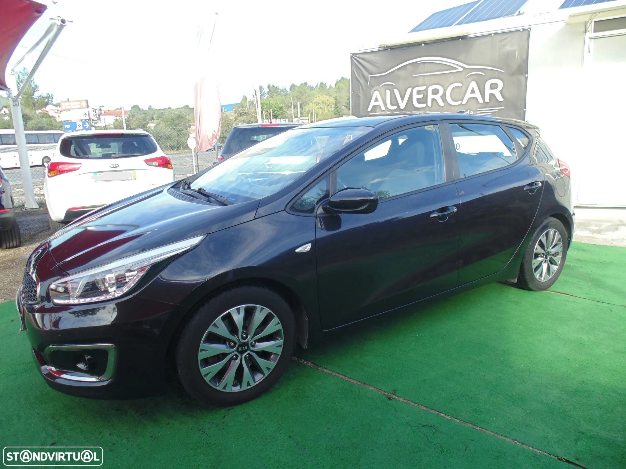 Kia Ceed 1.4 CRDi Nav Line - 1
