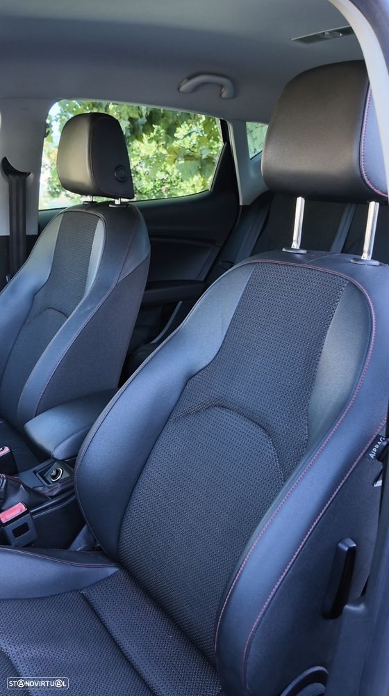 SEAT Leon 2.0 TDI DPF S&S FR - 9