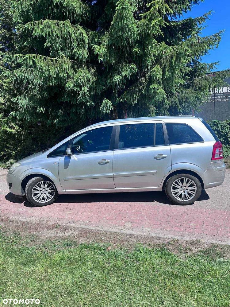 Opel Zafira - 6