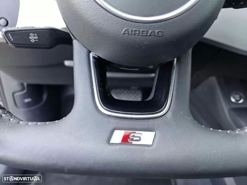 Audi A4 Avant 35 TDI Advanced S tronic - 33