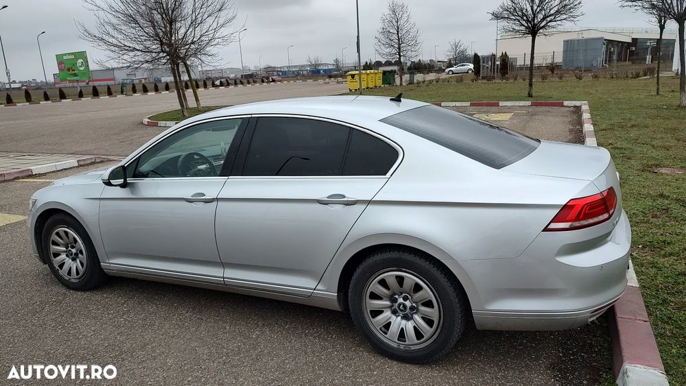 Volkswagen Passat 2.0 TDI (BlueMotion Technology) DSG Highline - 6