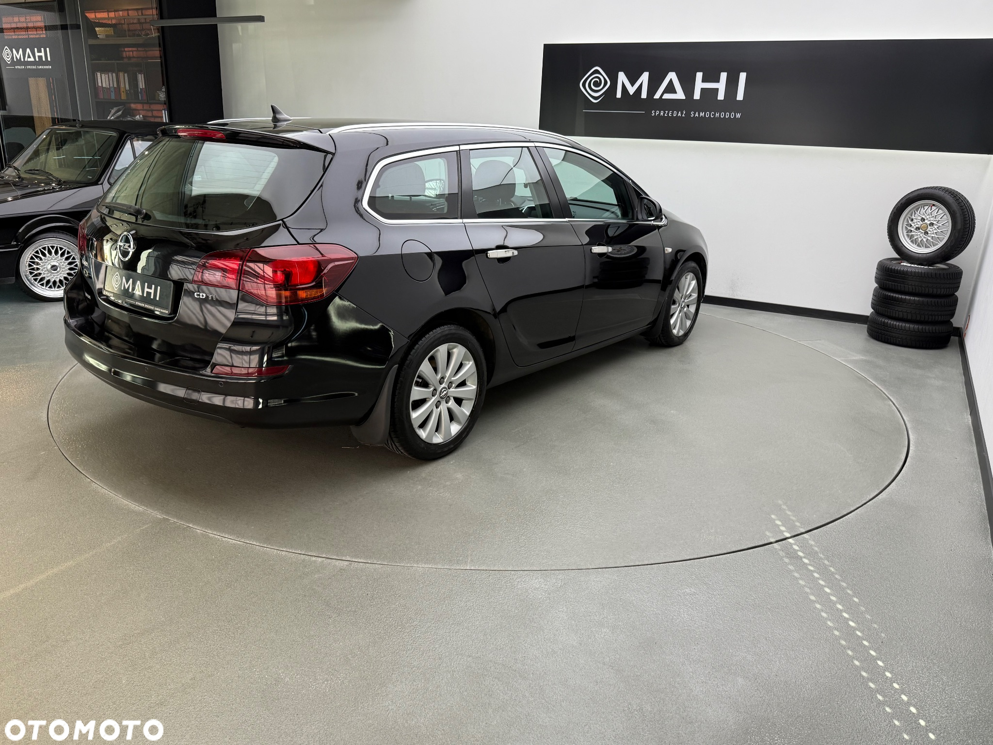 Opel Astra IV 1.7 CDTI Cosmo - 12