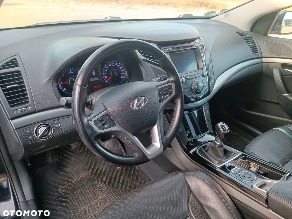 Hyundai i40 - 12