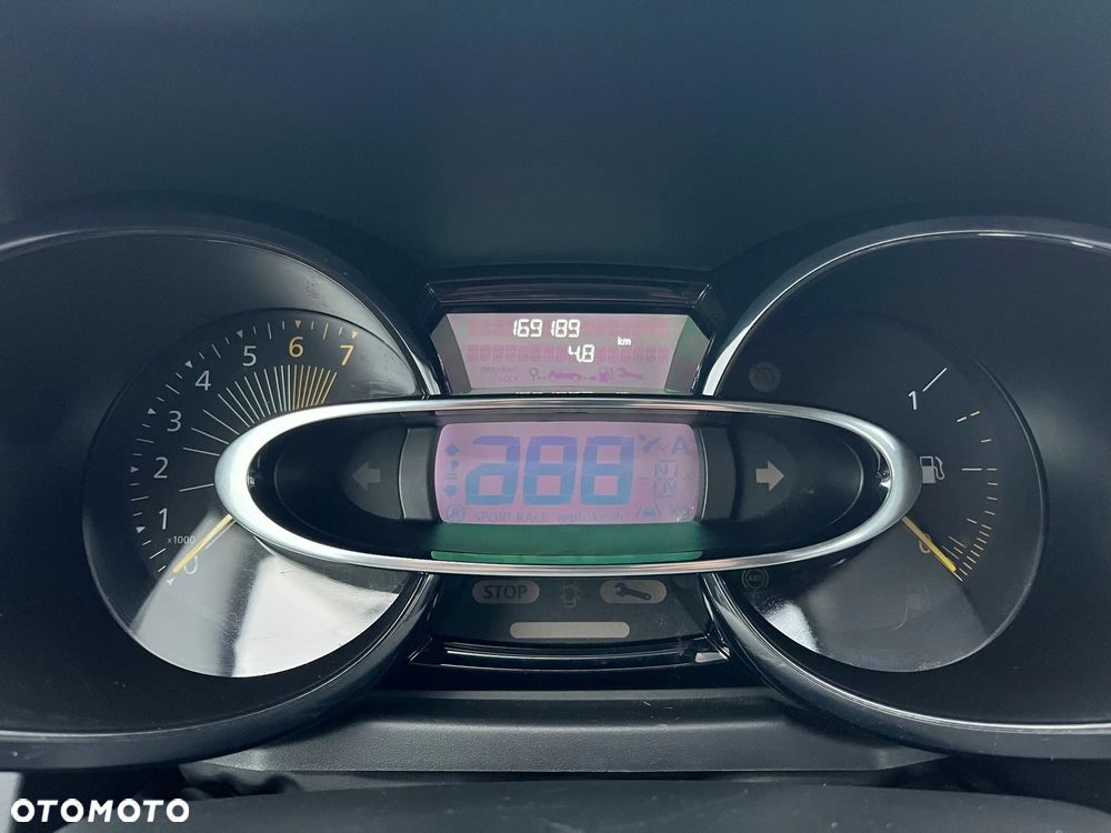 Renault Clio 1.2 16V 75 Experience - 20