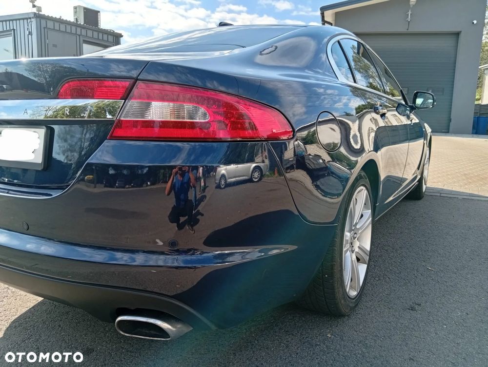Jaguar XF 3.0 V6 Premium Luxury - 6