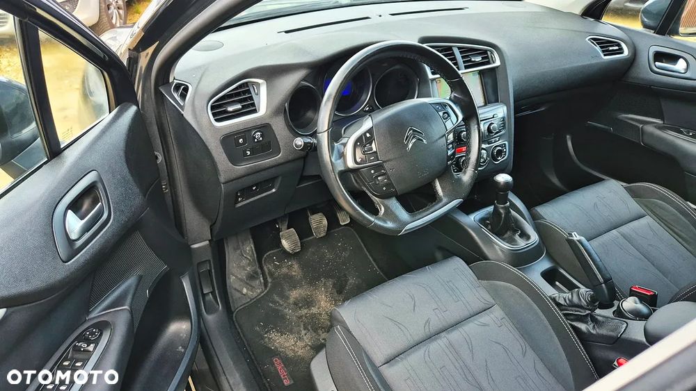 Citroën C4 VTi 120 Exclusive - 39