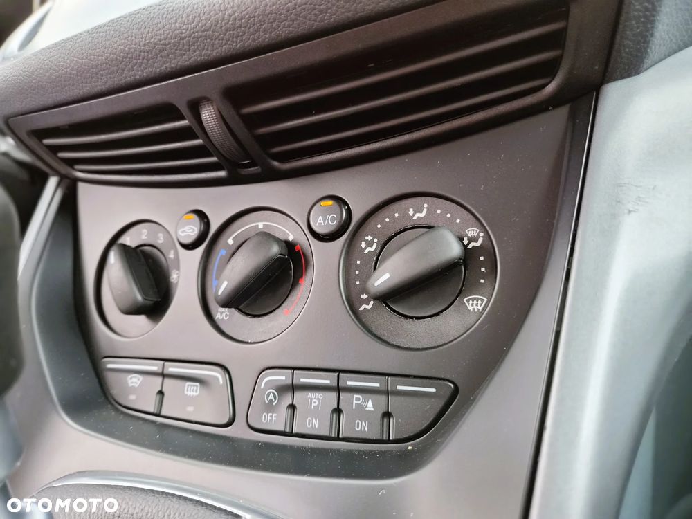 Ford C-MAX - 14