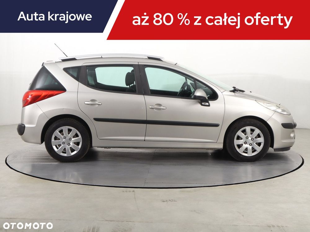Peugeot 207 - 8