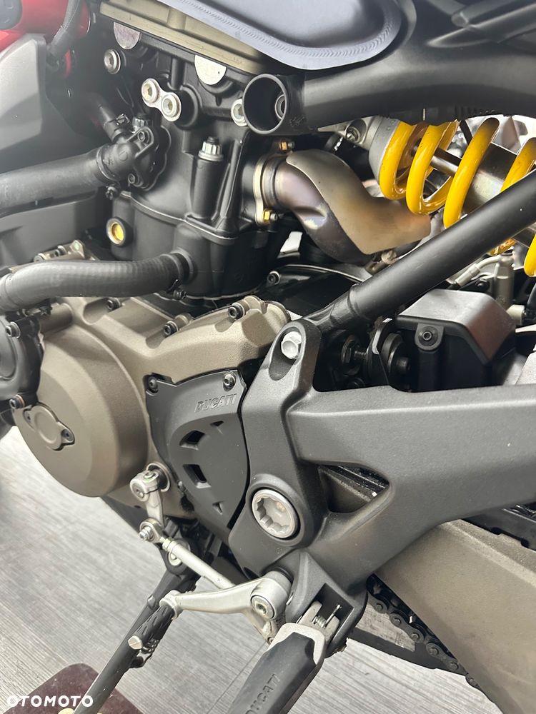 Ducati Monster - 16