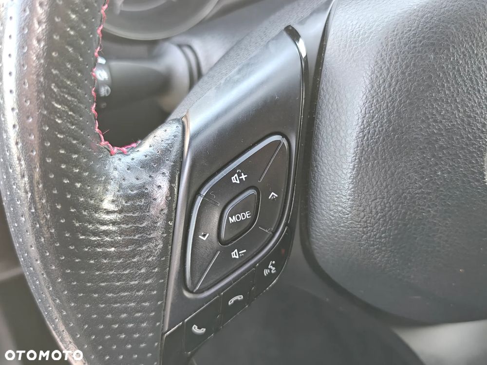 Toyota C-HR 1.8 Hybrid GPF GR Sport - 32
