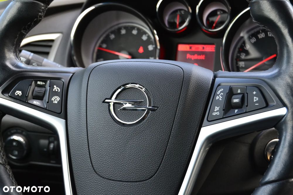 Opel Astra 1.4 Turbo Active - 25