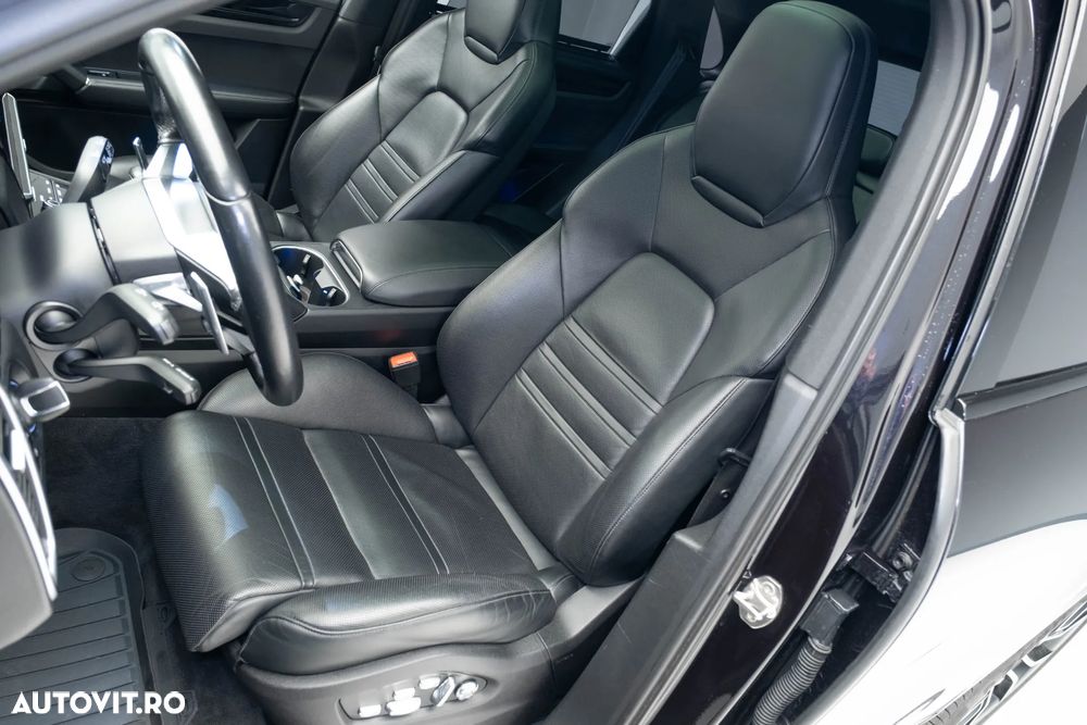 Porsche Cayenne S - 28