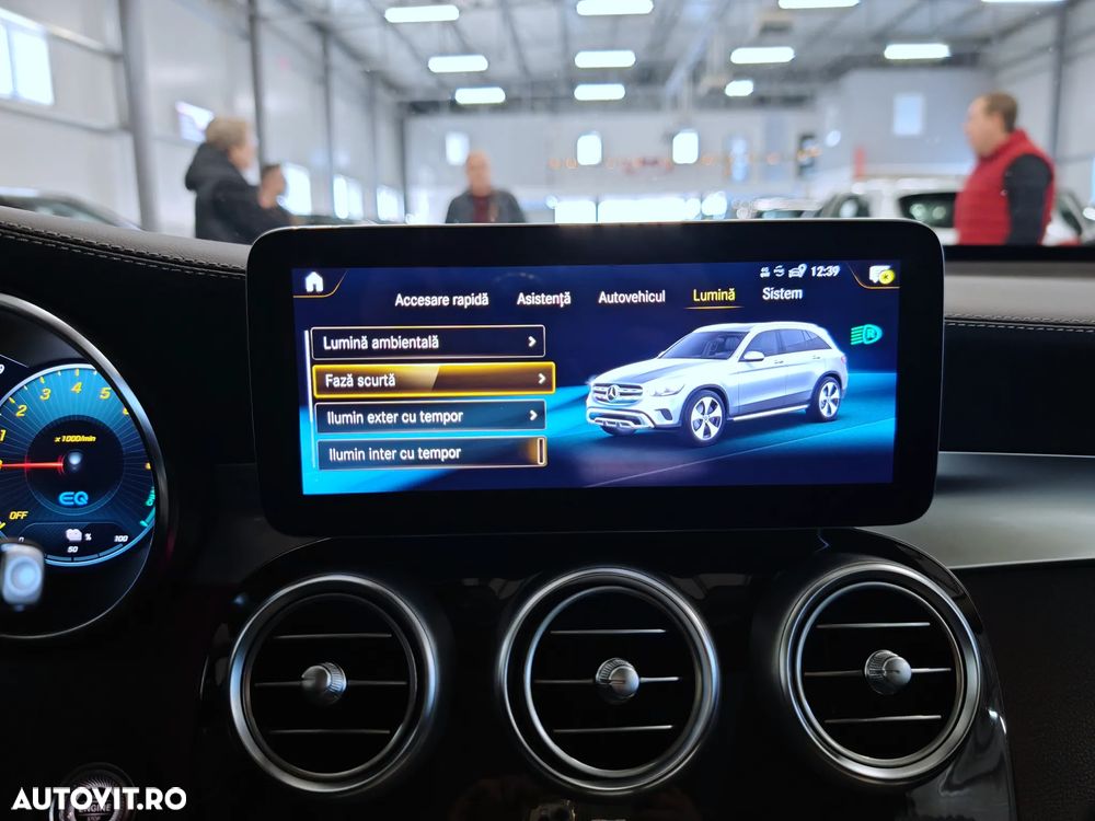 Mercedes-Benz GLC 300 e 4MATIC - 15