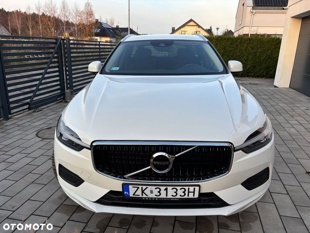 Volvo XC 60 B4 B Momentum Pro - 14