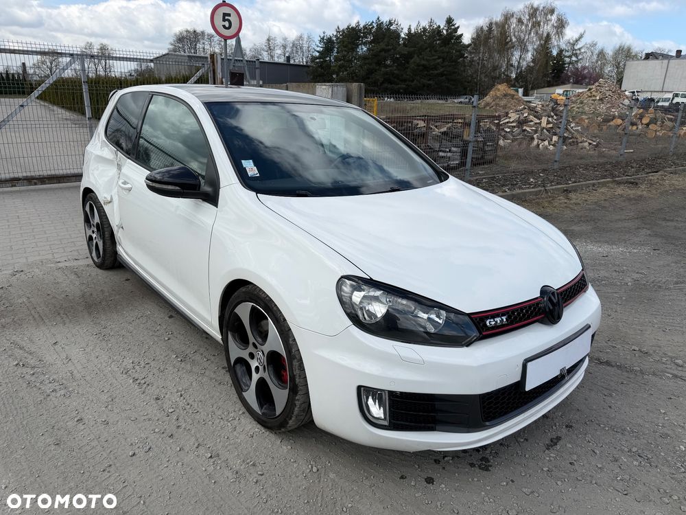 Volkswagen Golf 2.0 GTI - 4