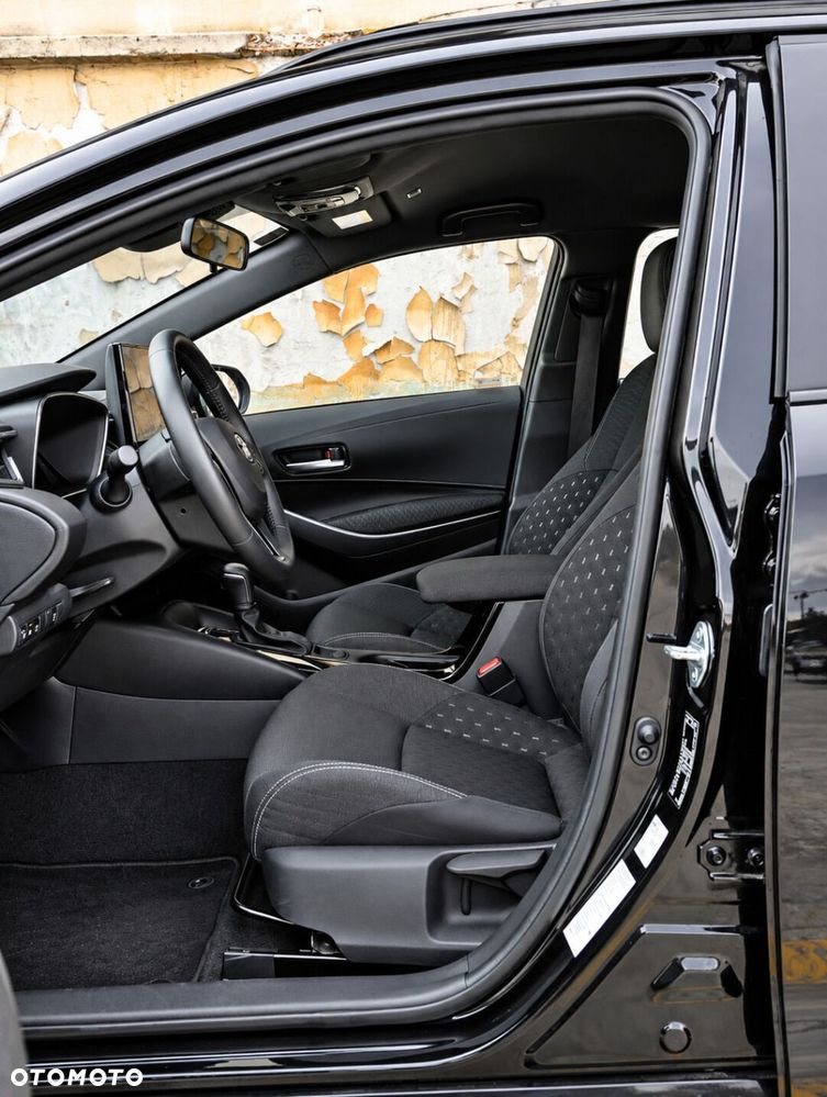 Toyota Corolla 1.8 Hybrid Comfort - 16