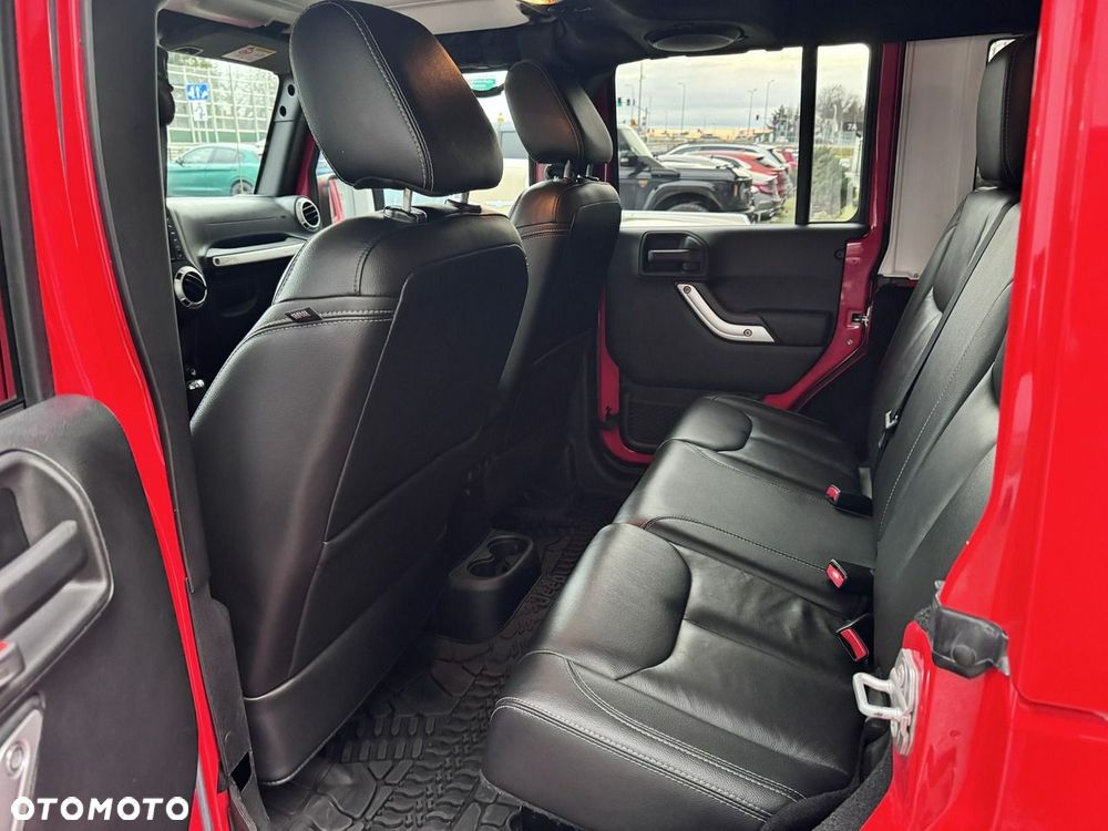 Jeep Wrangler - 23