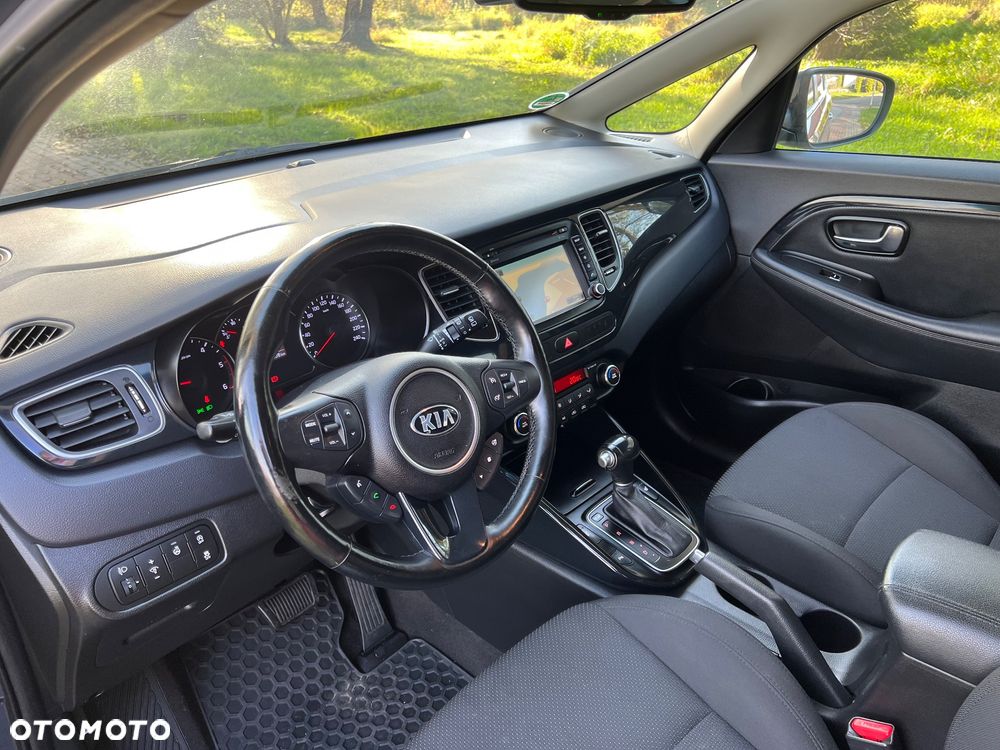 Kia Carens 1.7 CRDi L DCT - 14