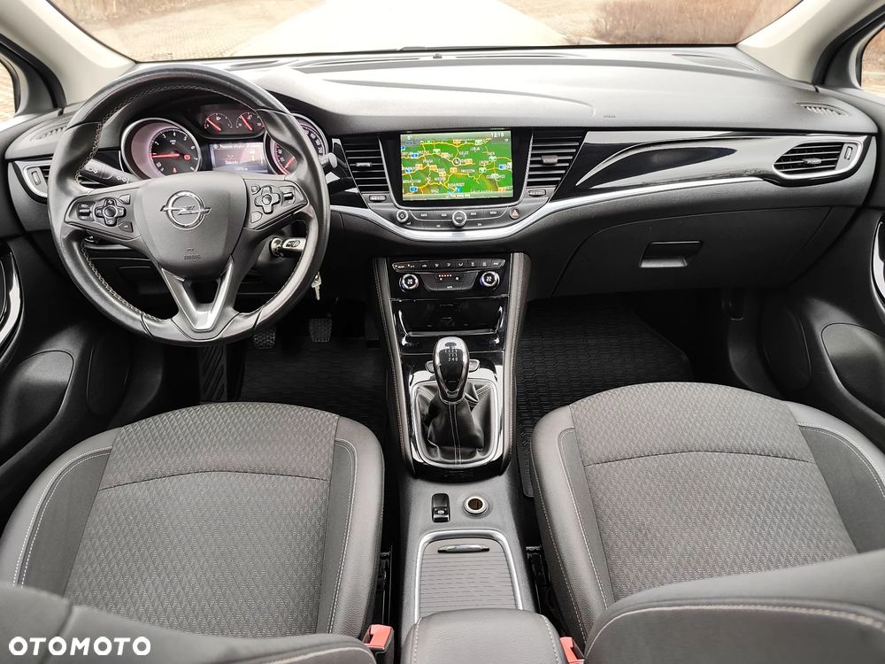 Opel Astra 1.4 Turbo Innovation - 15