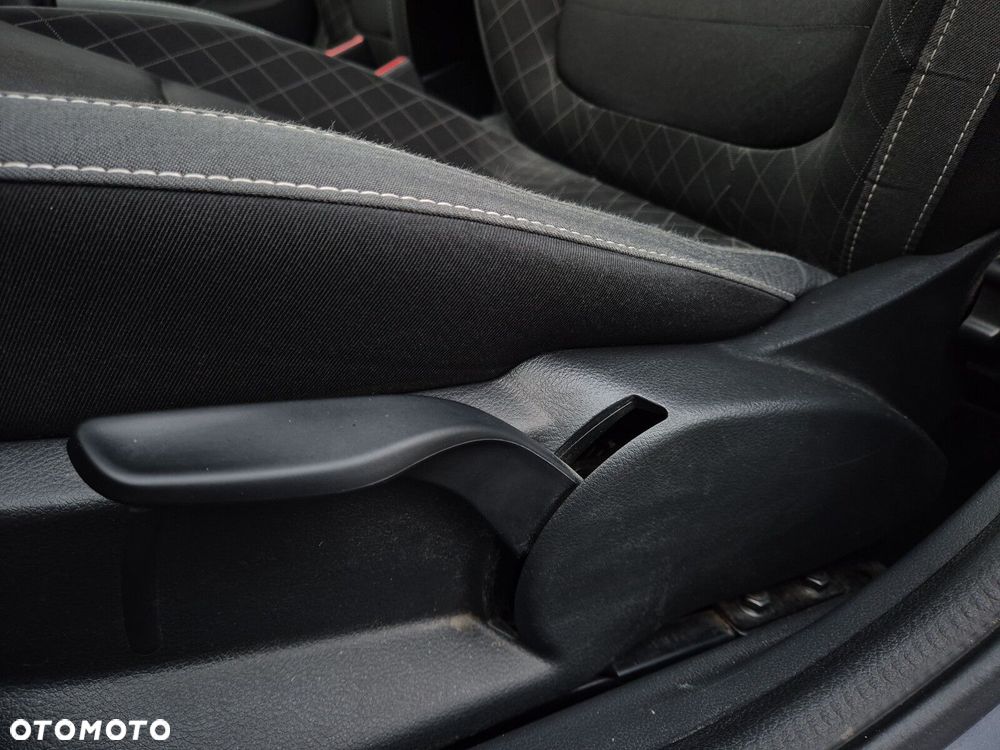 Skoda Fabia 1.0 TSI Ambition Plus - 40