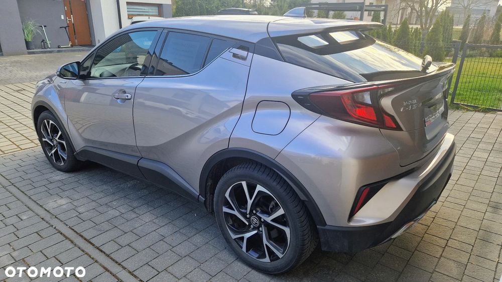 Toyota C-HR - 6