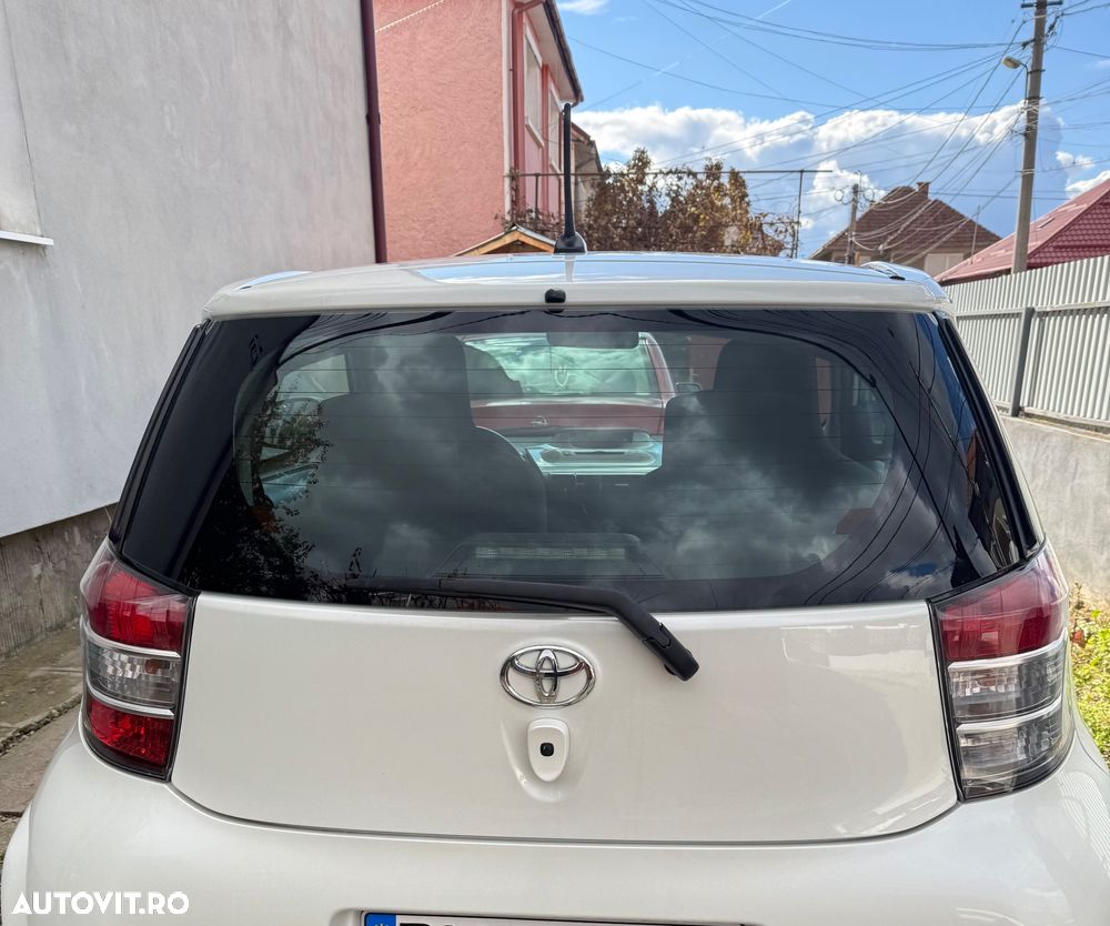 Toyota iQ 1.0 - 9