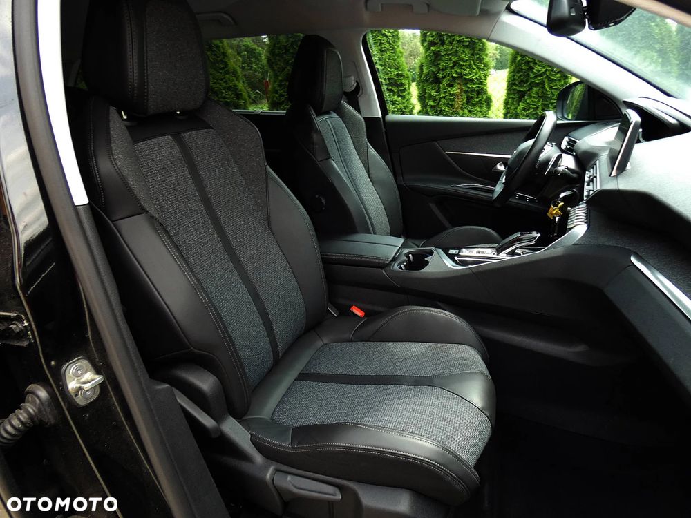 Peugeot 5008 1.5 BlueHDi Allure S&S EAT8 - 37
