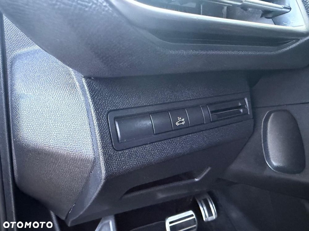 Peugeot 3008 BlueHDi 180 Stop & Start EAT6 GT - 25