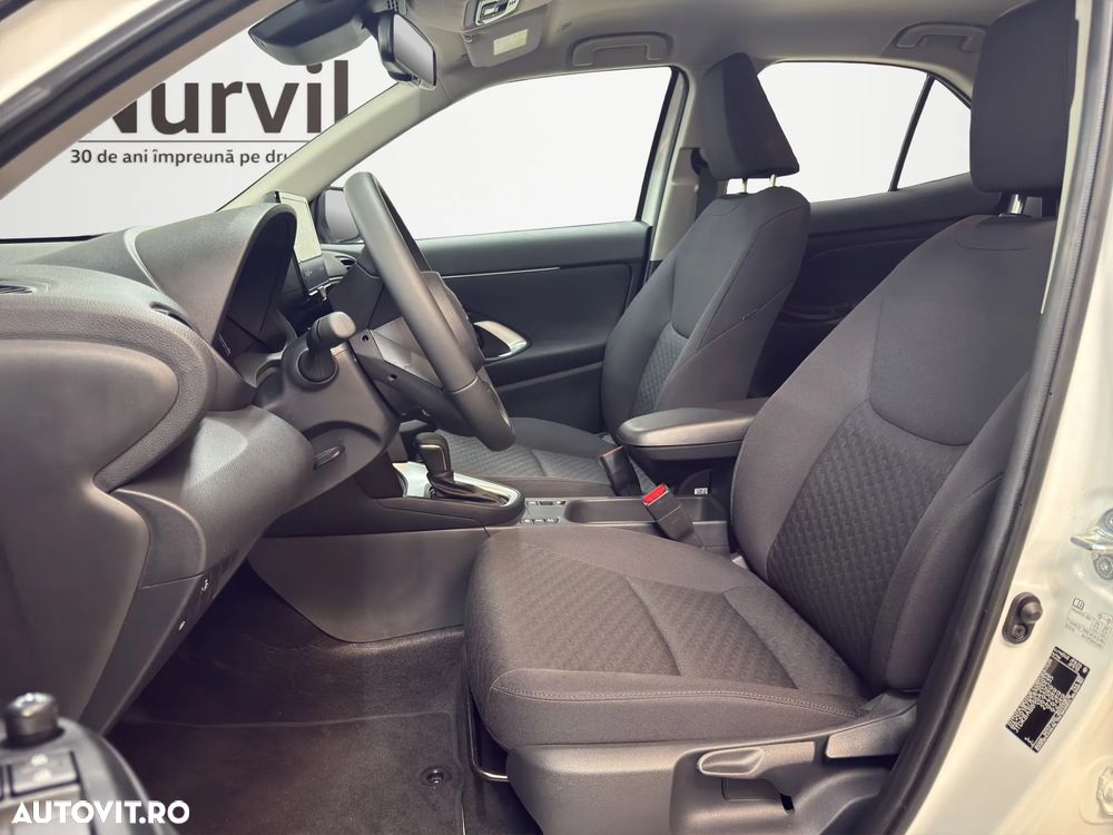 Toyota Yaris Cross 1.5 VVT-i HSD 4x2 Active - 9