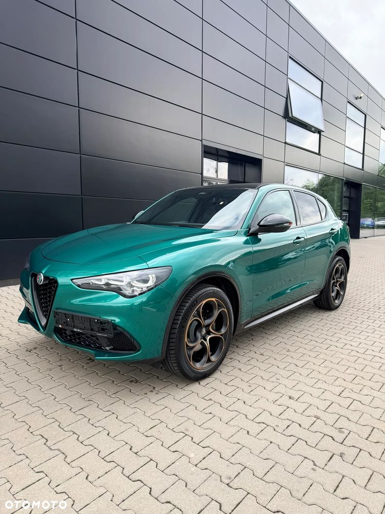 Alfa Romeo Stelvio 2.0 Turbo Intensa Q4 - 4