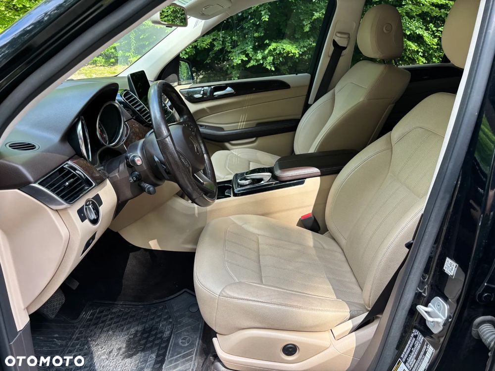 Mercedes-Benz GLE - 9