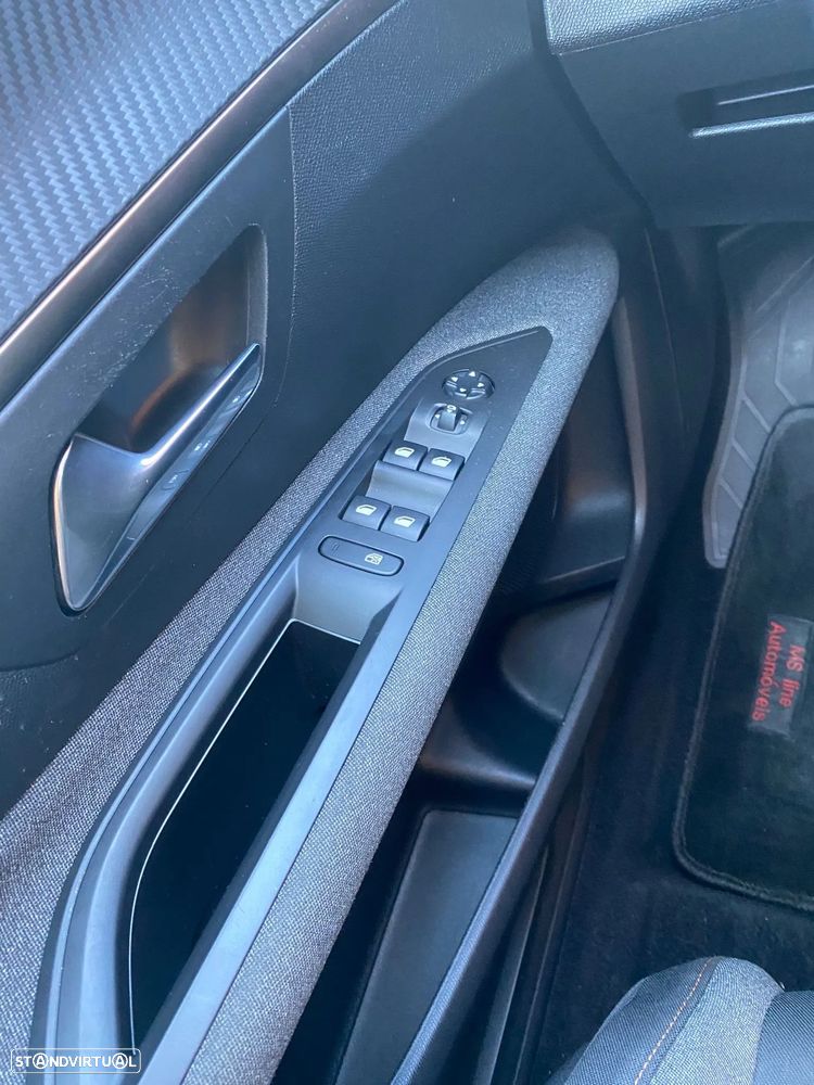 Peugeot 3008 BlueHDi 130 Stop & Start EAT8 Active Pack - 4