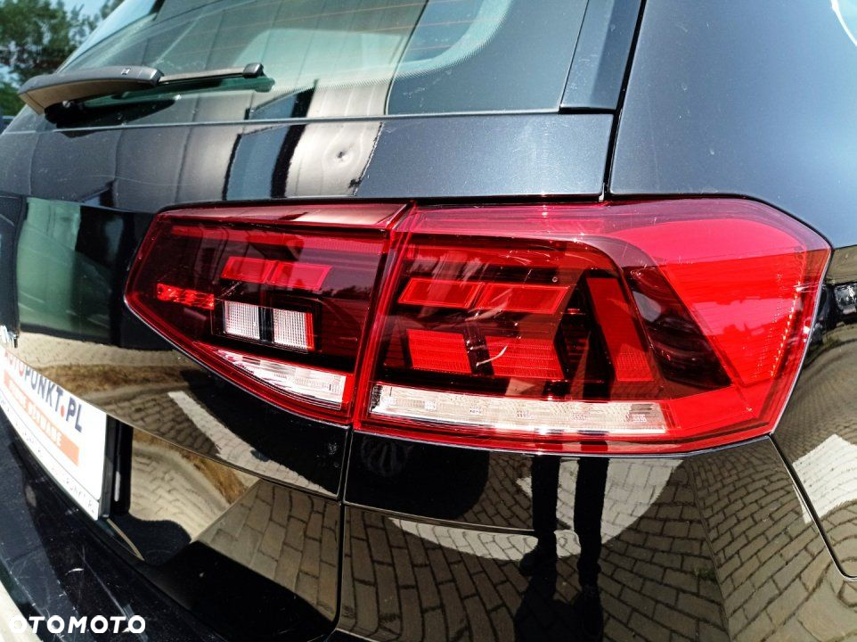 Volkswagen Passat - 7