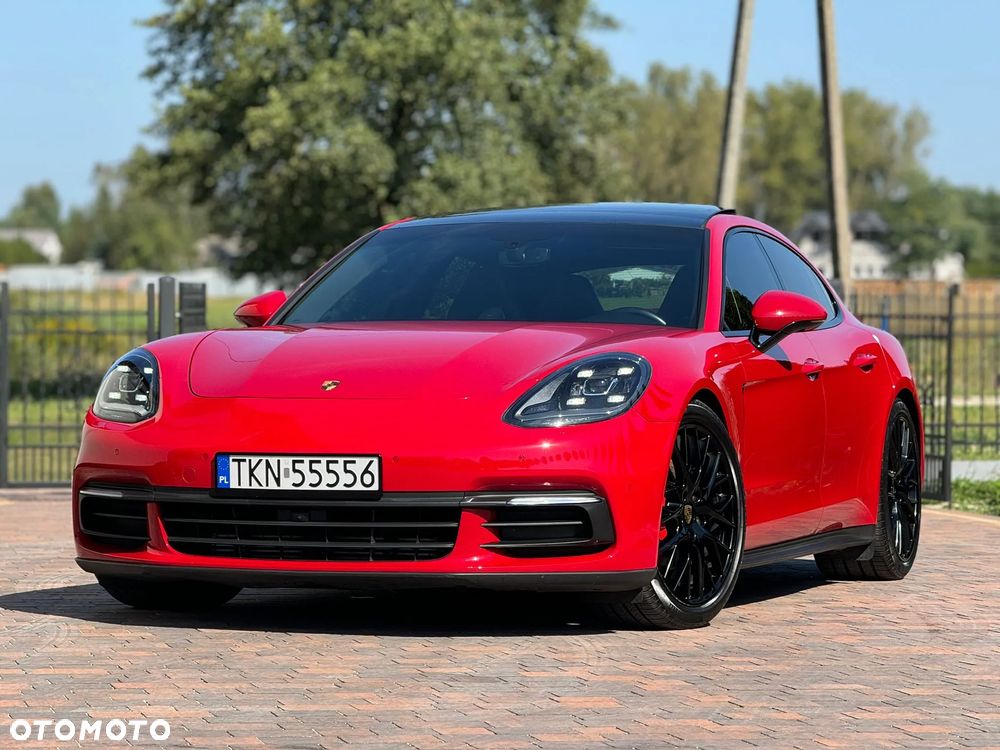 Porsche Panamera 4 - 20