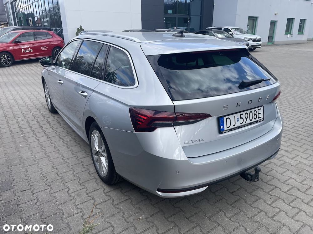 Skoda Octavia 1.5 TSI Selection - 3