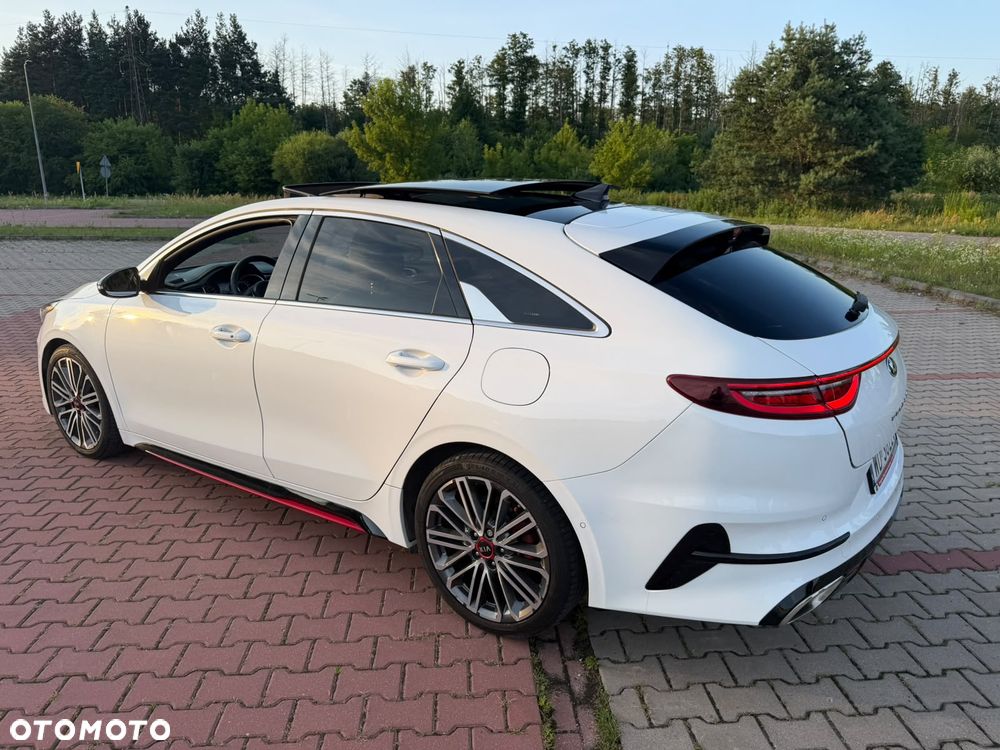 Kia ProCeed - 3
