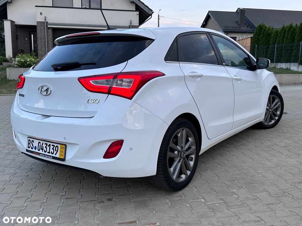 Hyundai i30 blue 1.6 GDI Passion - 17