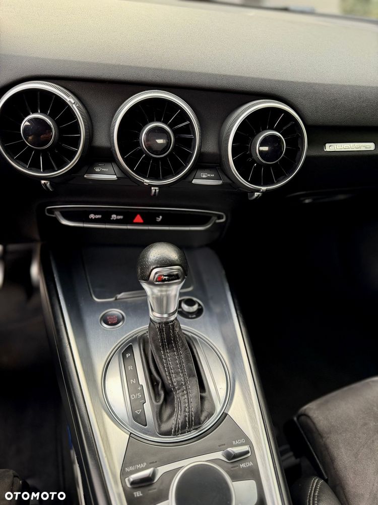 Audi TT Roadster 2.0 TFSI Quattro S tronic - 28