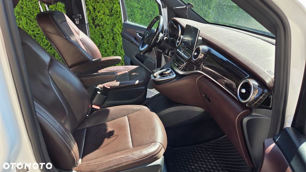 Mercedes-Benz Klasa V 250 BlueTEC lang 7G-TRONIC Edition 1 - 17