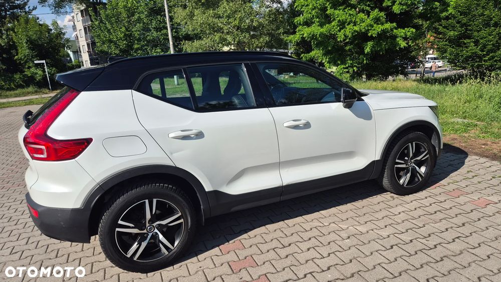 Volvo XC 40 T3 R-Design - 6