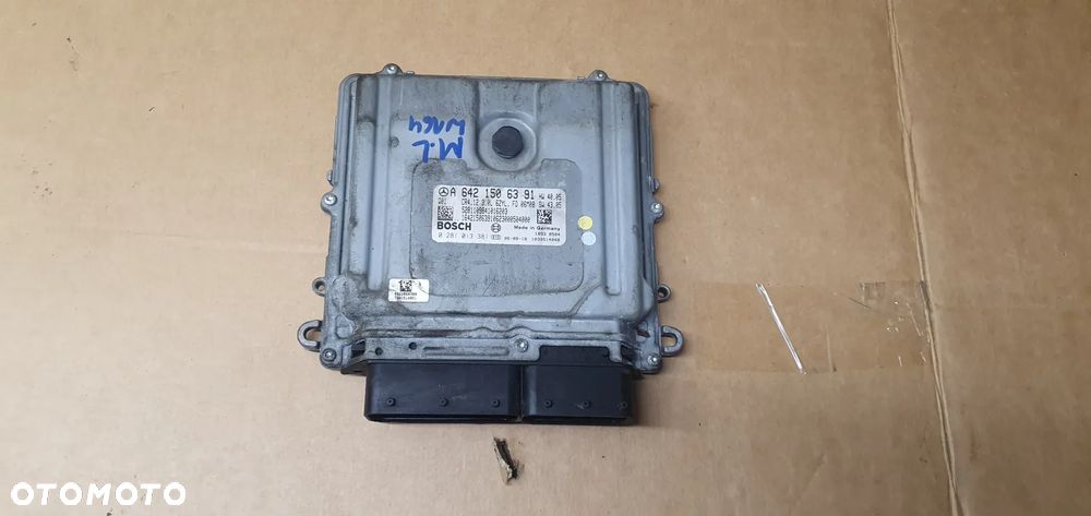 Komputer sterownik silnika Mercedes ML W164 3.0 CDI A6421506391 - 1