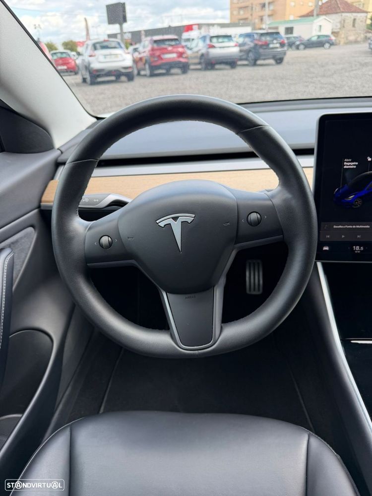 Tesla Model 3 Performance Dual Motor AWD - 18