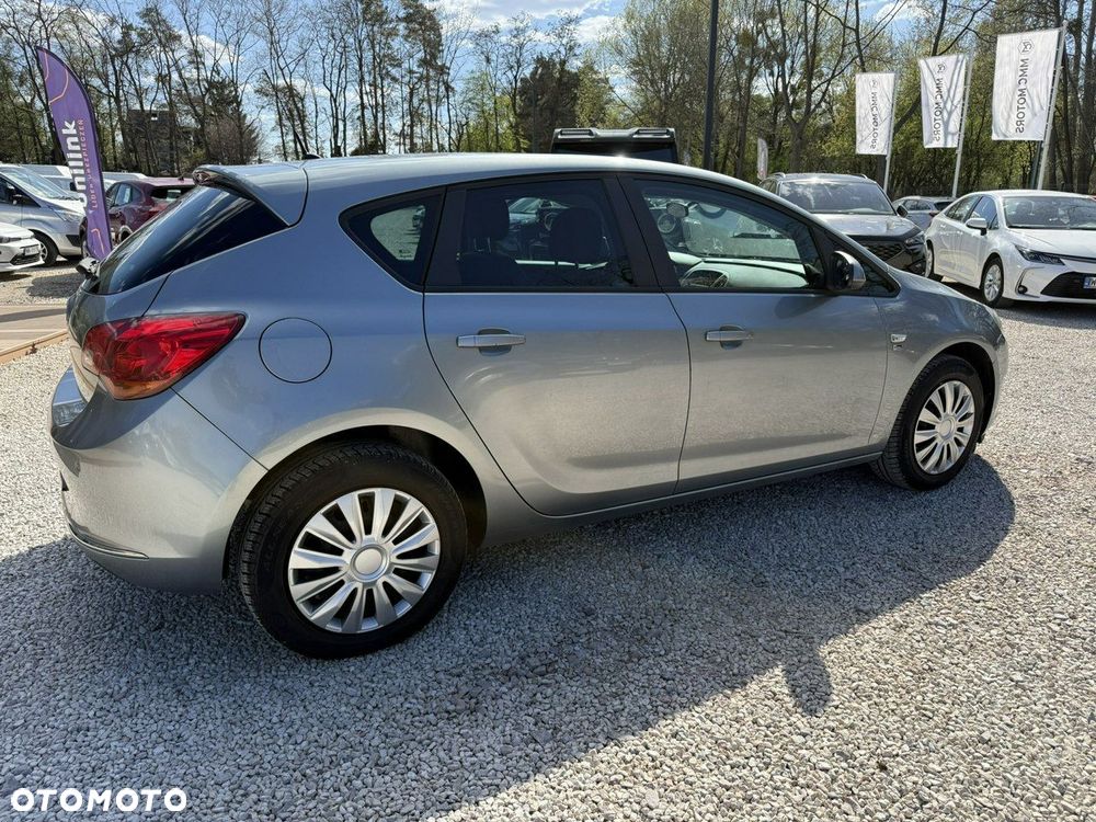 Opel Astra - 22