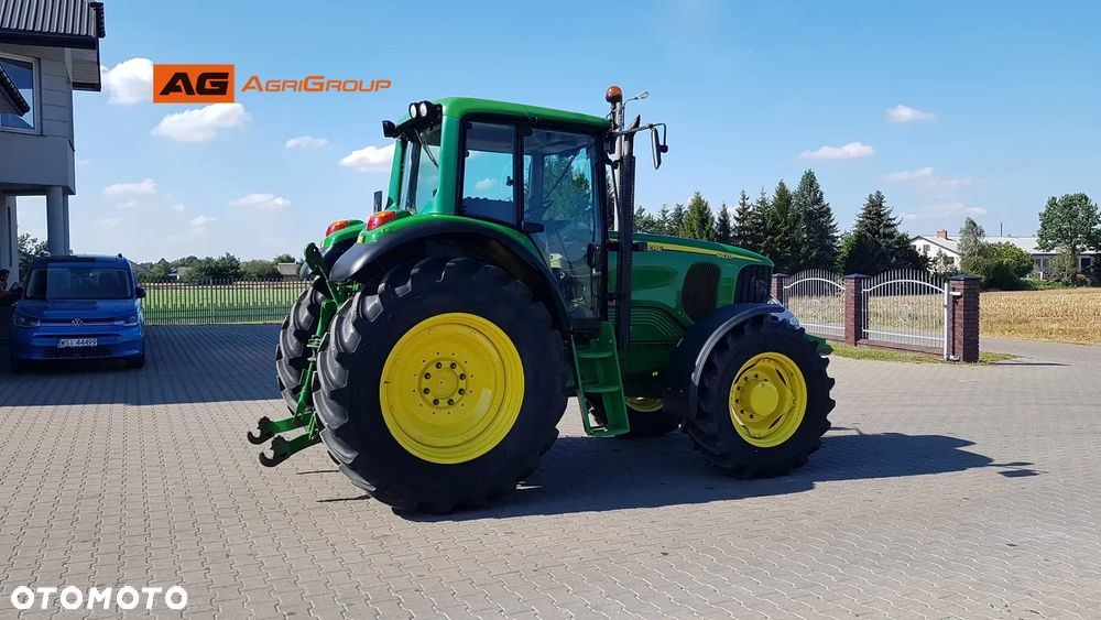 John Deere 6820 Premium TLS 2004R - 8
