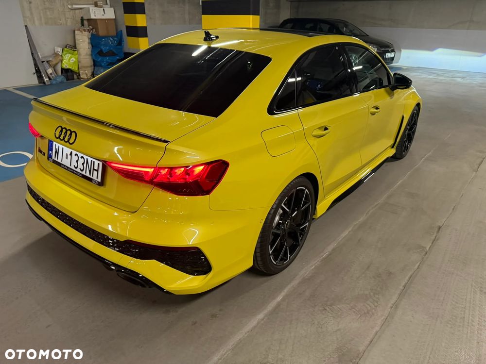 Audi RS3 Limousine TFSI Quattro S tronic - 3