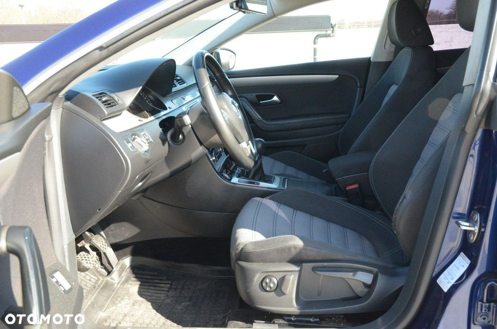 Volkswagen Passat CC 2.0 Blue TDI - 28