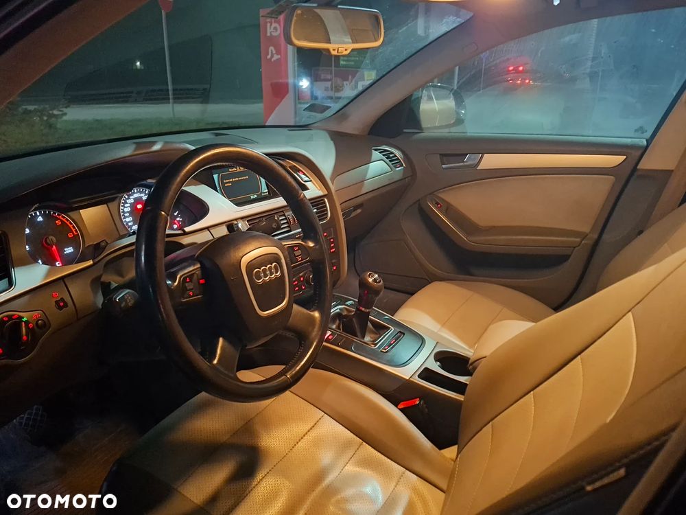 Audi A4 Limousine 2.0 TDI - 17